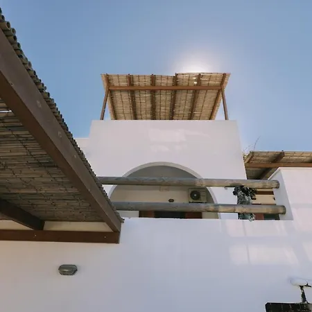 Mikra Bay Vineyard * Faneroméni