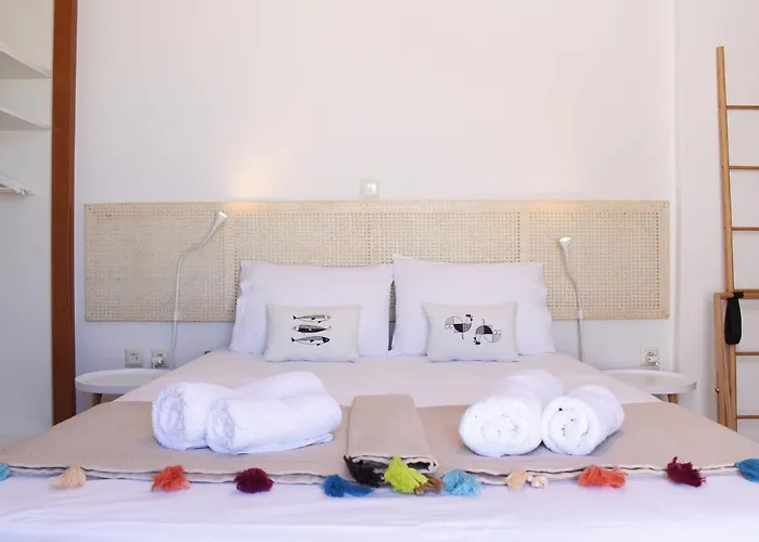 Mikra Bay Vineyard Faneroméni