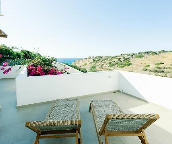 Mikra Bay Vineyard Faneroméni