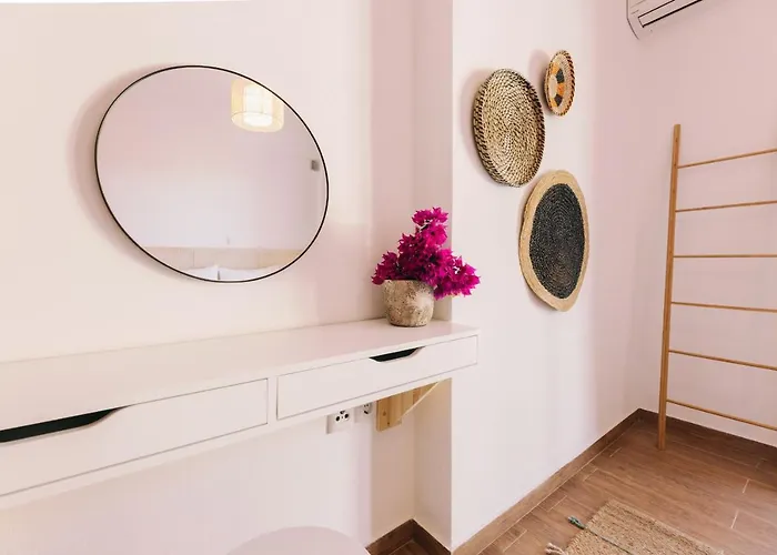 Mikra Bay Vineyard Faneroméni