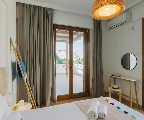 Mikra Bay Vineyard 別荘 Faneroméni