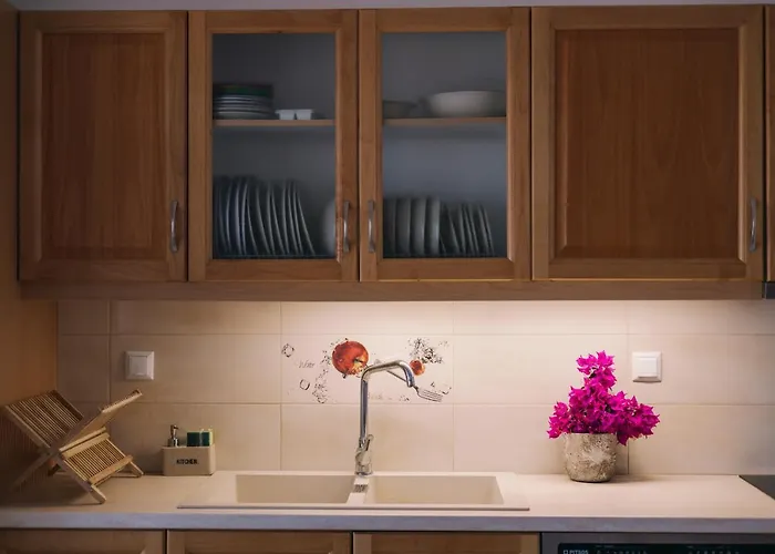 Mikra Bay Vineyard * Faneroméni