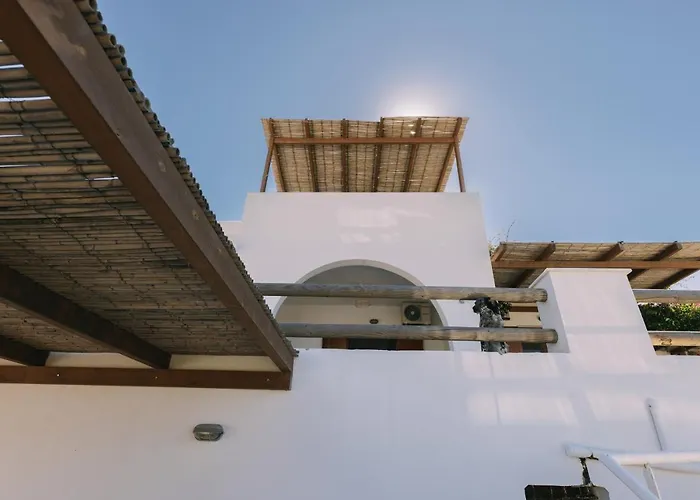 Mikra Bay Vineyard * Faneromeni (Naxos)